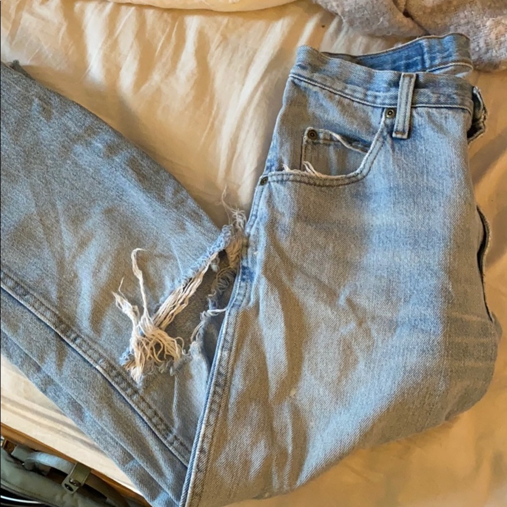 Women’s Wrangler Distressed Jeans